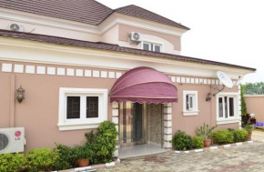 Room in Apartment - Auris Court - Economy